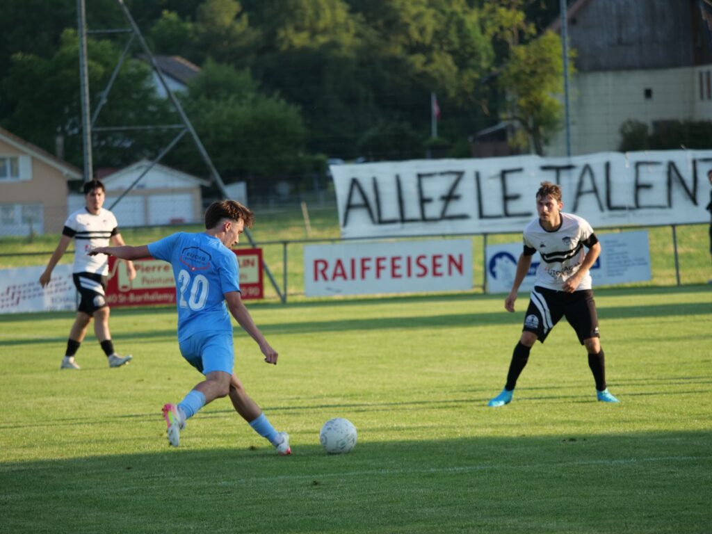 photo de loris au foot